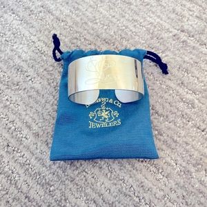 Sterling silver monogram L cuff bracelet